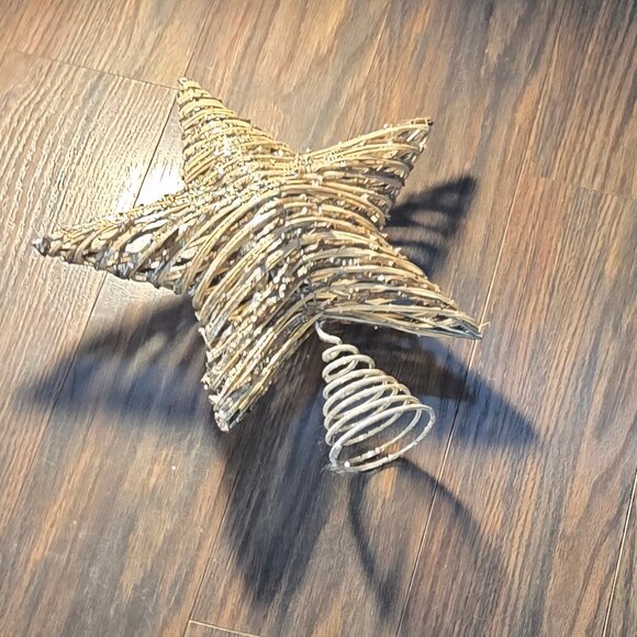 Shabby Chic/Cottagecore Style Wicker/Straw & Sequin Holiday Tree Topper NWOT - Picture 5 of 8